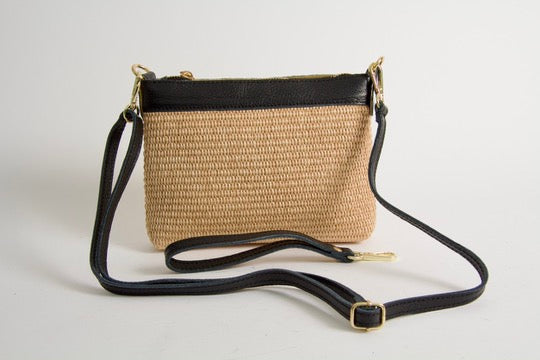 Miniväskor i naturlig svart rafia