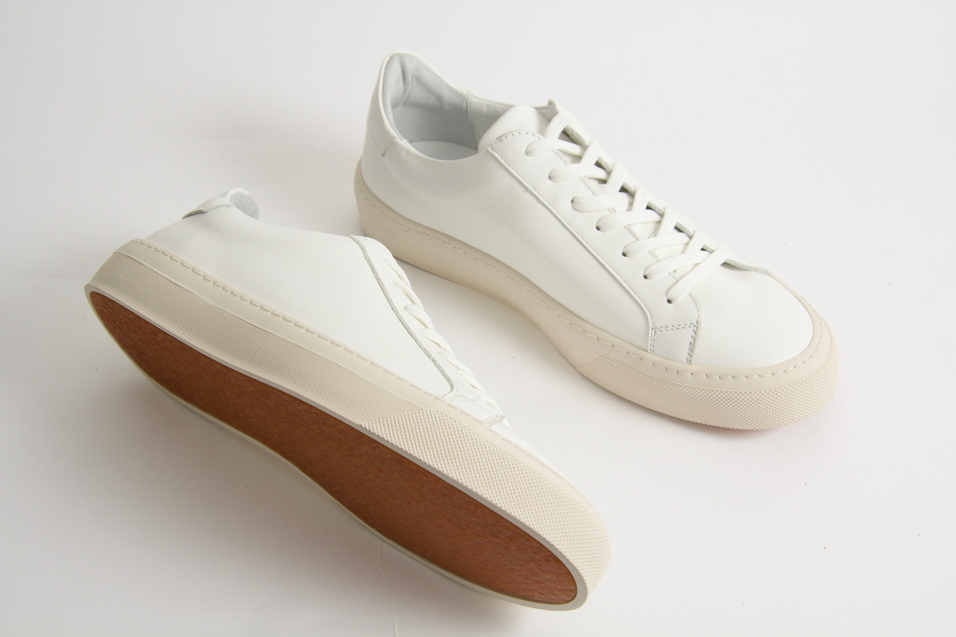 Sneakers för herr i vitt