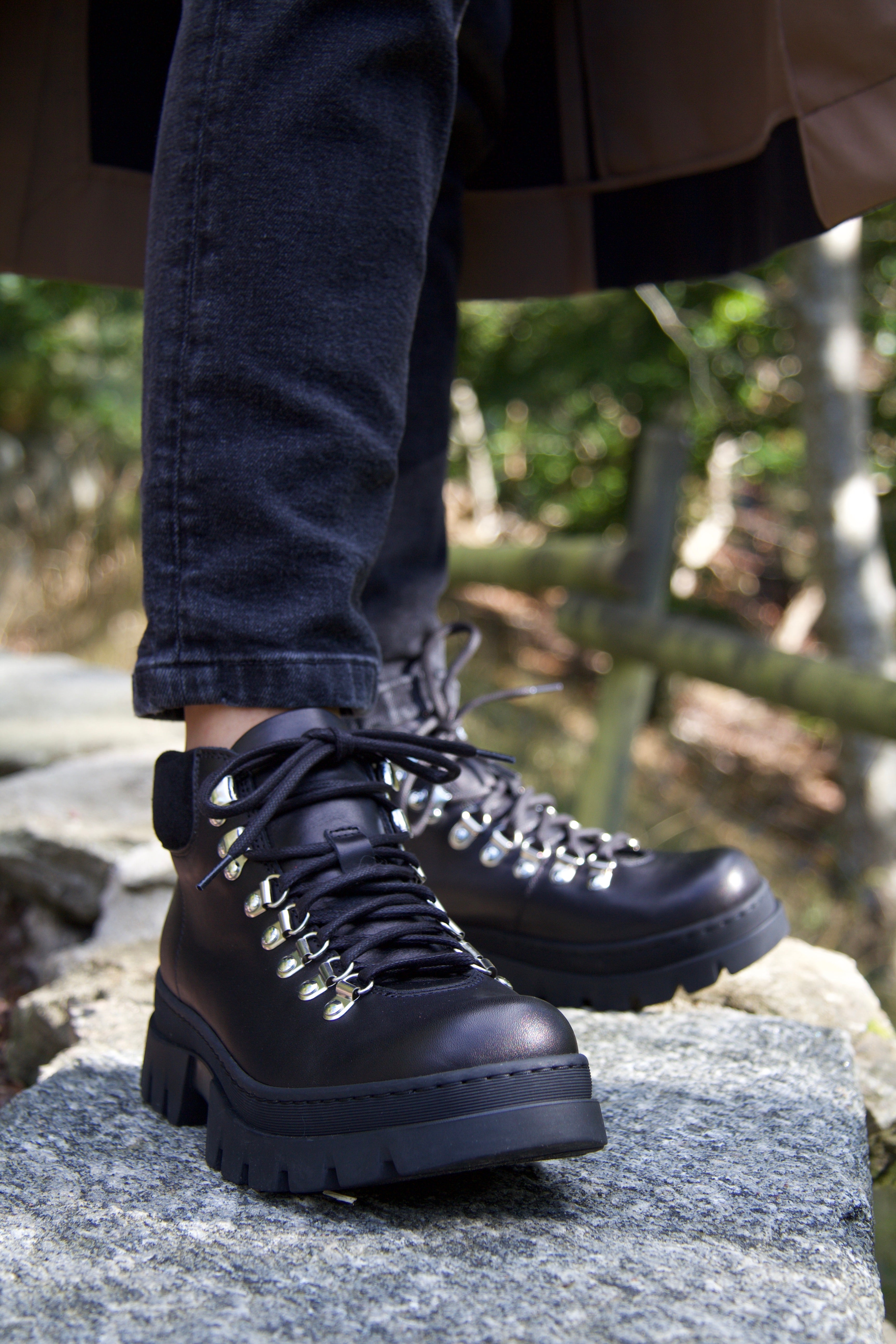 Wiggo svarta snörstövlar